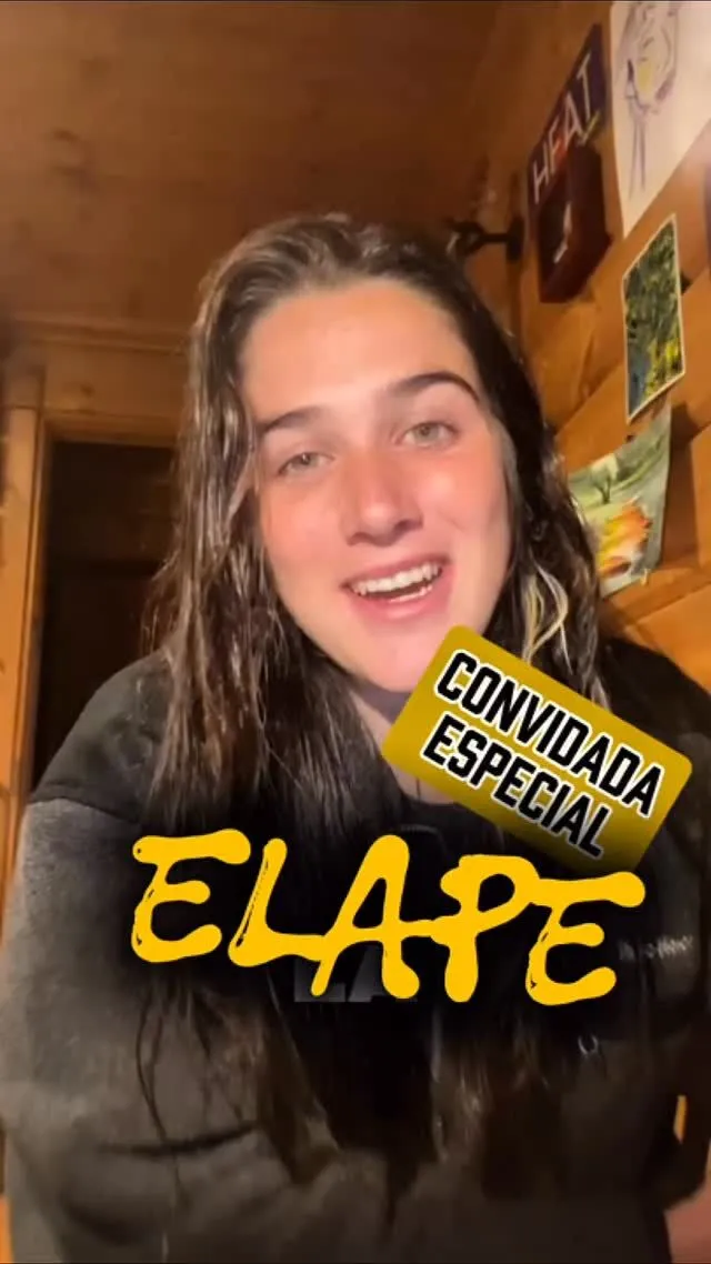 No podem esperar més per conèixer a la @elape.music 😍

Vine aquest dimecres 08 d’octubre a @newfizz_ i descobreix la seva música! 🎶

—————————————-

No podemos esperar más para conocer a @elape.music 😍

¡Ven este miércoles 8 de octubre a @newfizz_ y descubre su música! 🎶

#Rodautors #MicroAbierto #Cantautores #Cantautoras #MúsicaDeAutor #OpenMic #MúsicaEnDirecto #BarcelonaMusic #EscenaLocal #livemusic